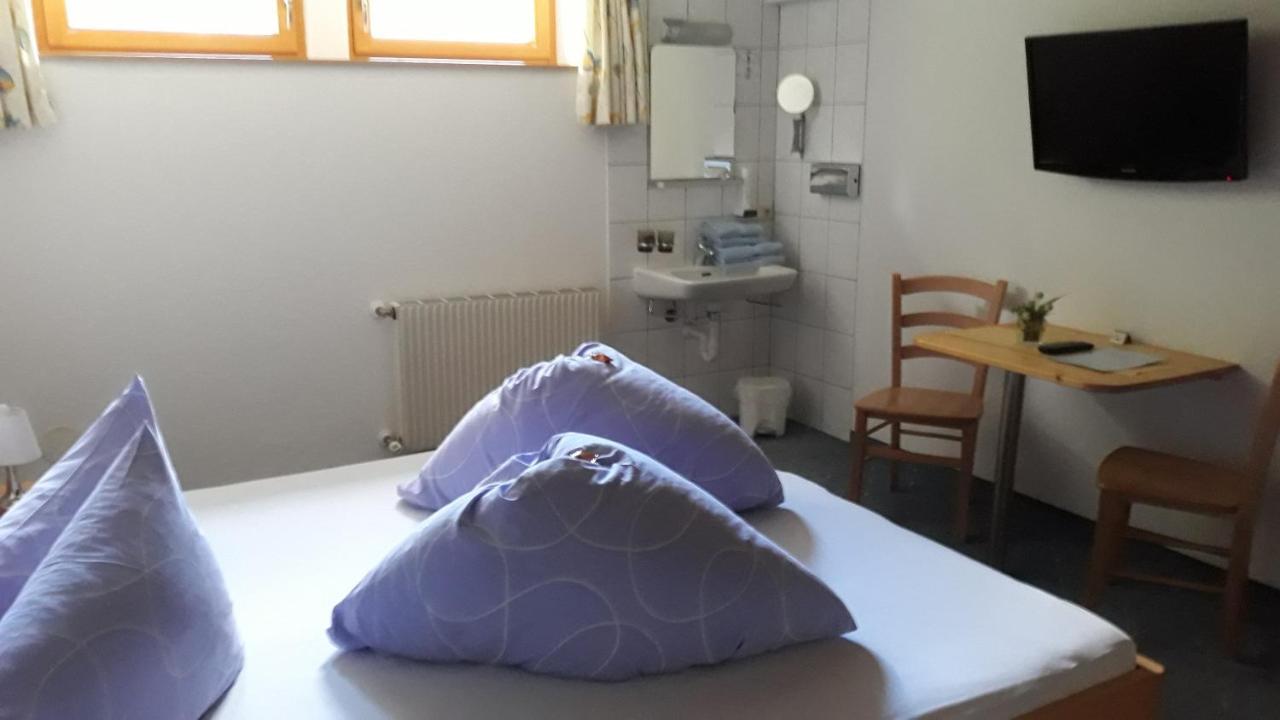 Pension Backstuba Partenen Esterno foto
